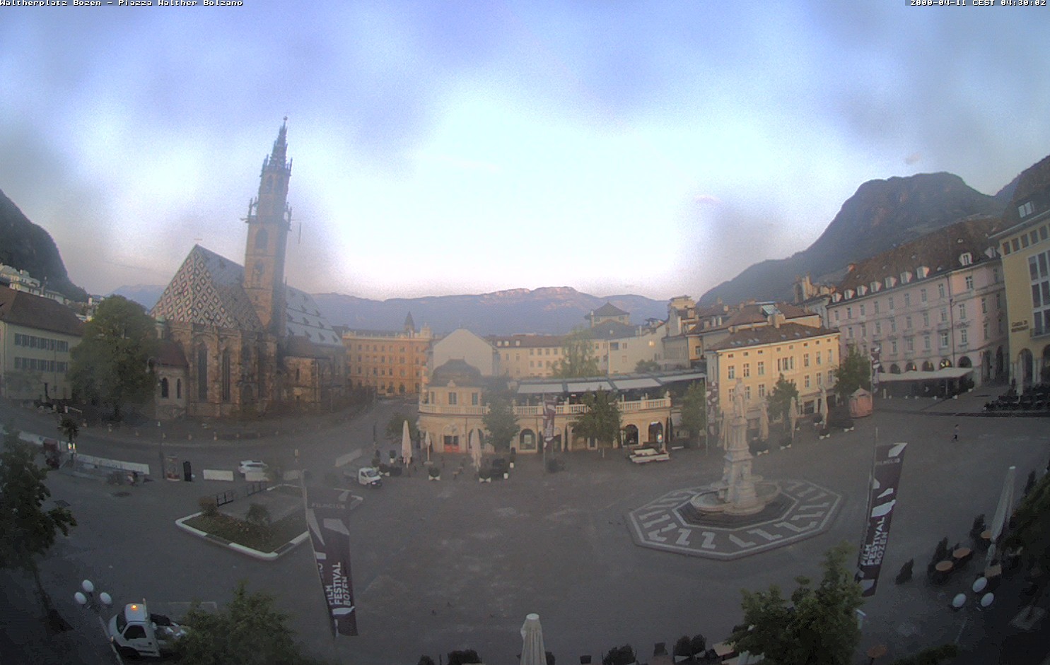 Archived image Bozen: Waltherplatz Webcam