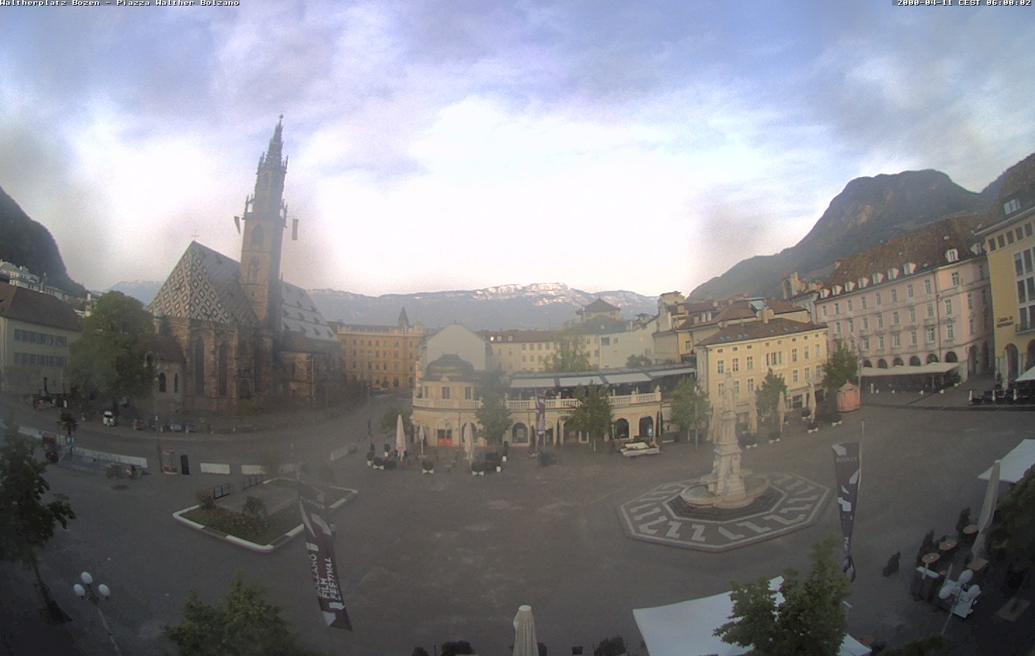 Archived image Bozen: Waltherplatz Webcam
