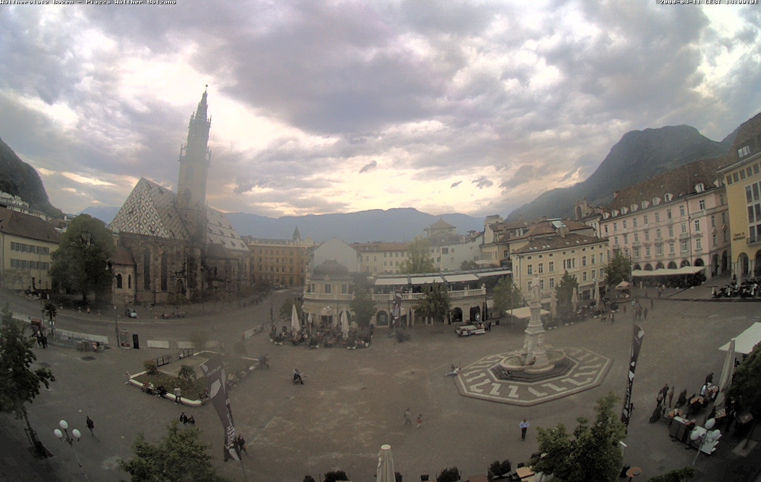 Archived image Bozen: Waltherplatz Webcam