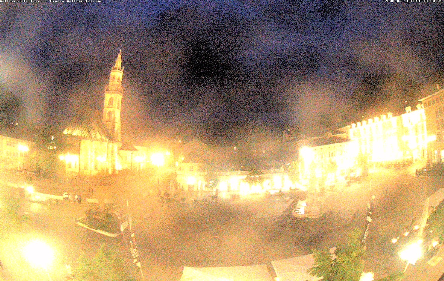 Archived image Bozen: Waltherplatz Webcam
