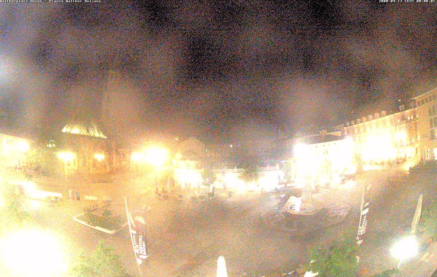 Archiv Foto Webcam Waltherplatz Bozen