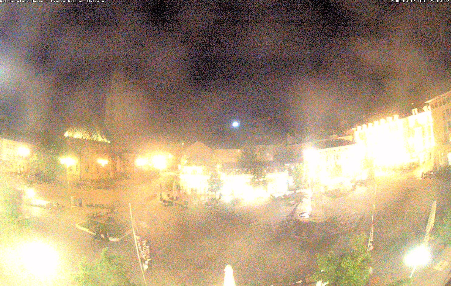 Archived image Bozen: Waltherplatz Webcam