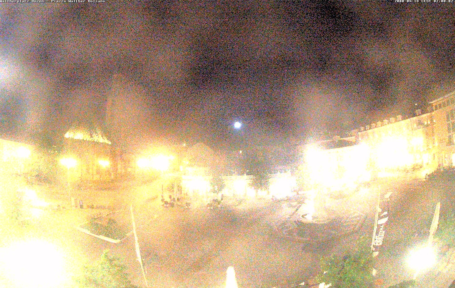 Archived image Bozen: Waltherplatz Webcam
