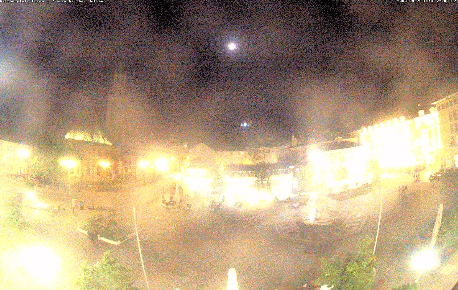 Archived image Bozen: Waltherplatz Webcam