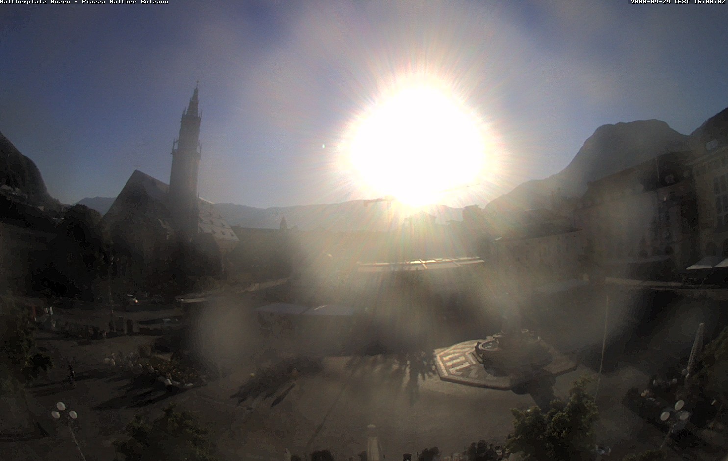 Archived image Bozen: Waltherplatz Webcam