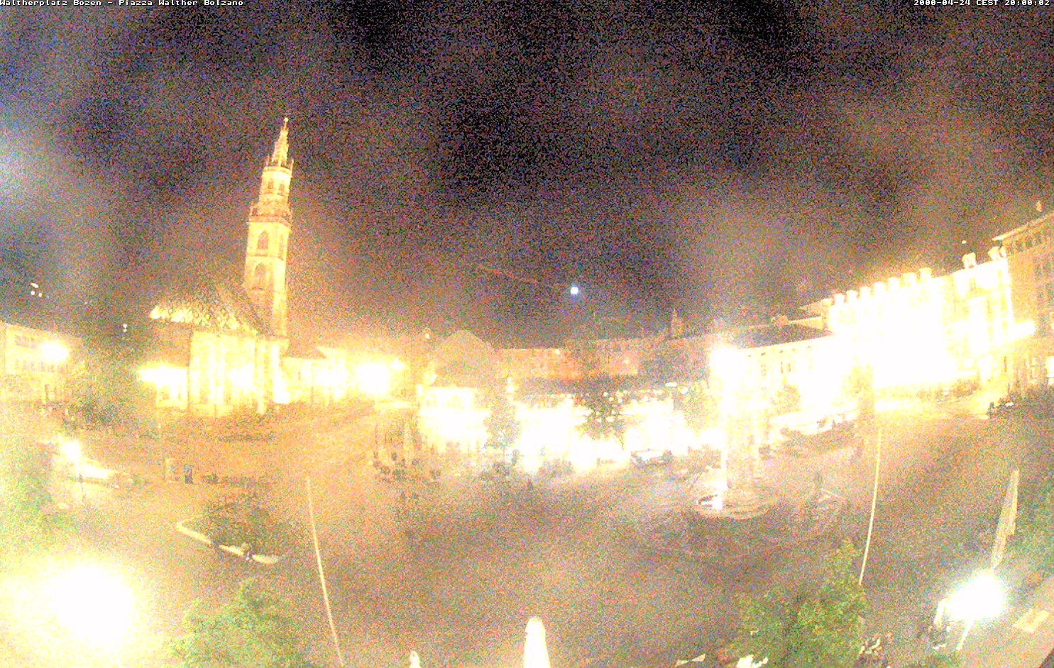 Archived image Bozen: Waltherplatz Webcam
