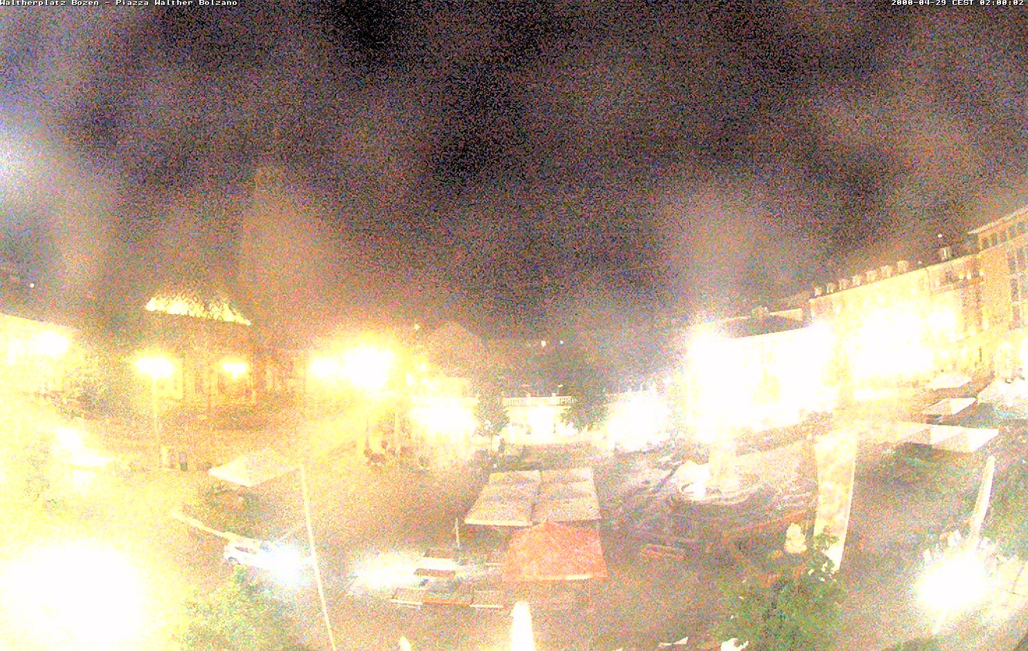 Archiv Foto Webcam Waltherplatz Bozen