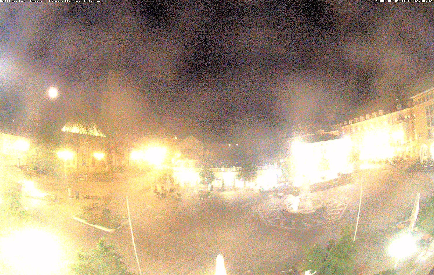 Archiv Foto Webcam Waltherplatz Bozen