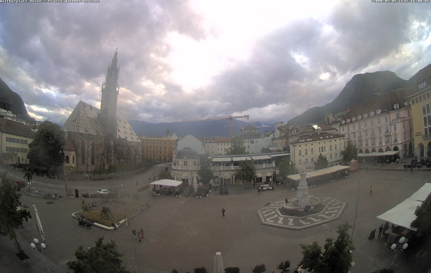 Archiv Foto Webcam Waltherplatz Bozen