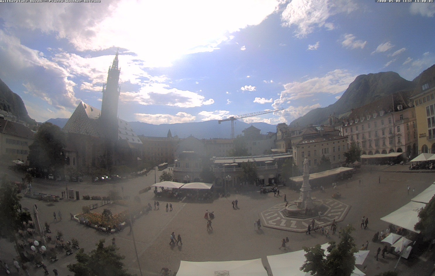 Archiv Foto Webcam Waltherplatz Bozen