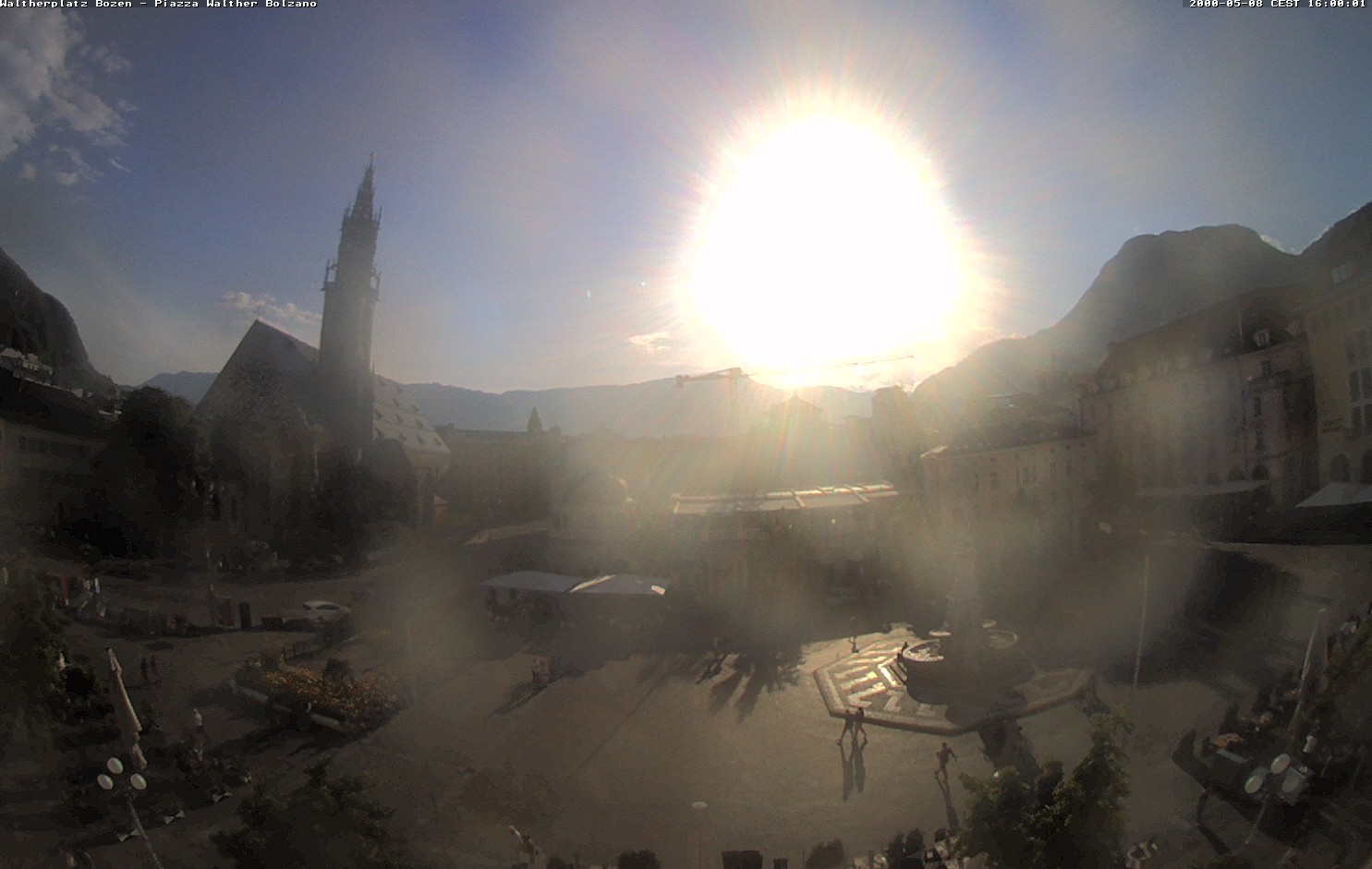 Archiv Foto Webcam Waltherplatz Bozen