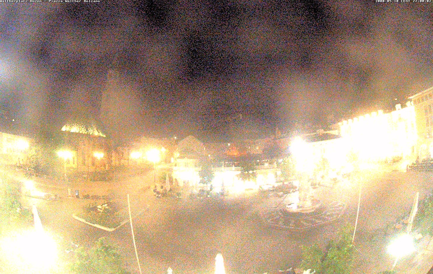 Archiv Foto Webcam Waltherplatz Bozen