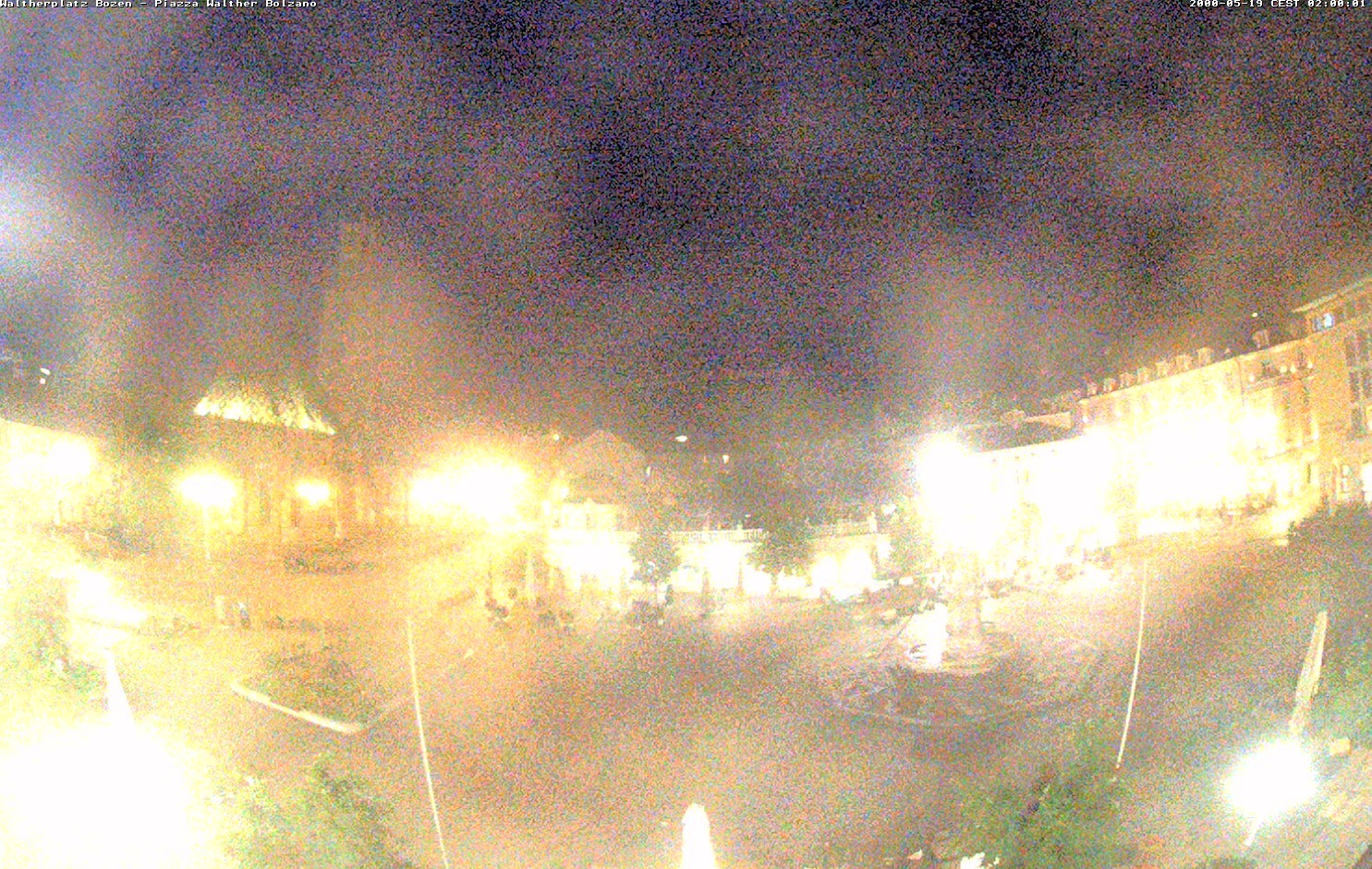 Archiv Foto Webcam Waltherplatz Bozen