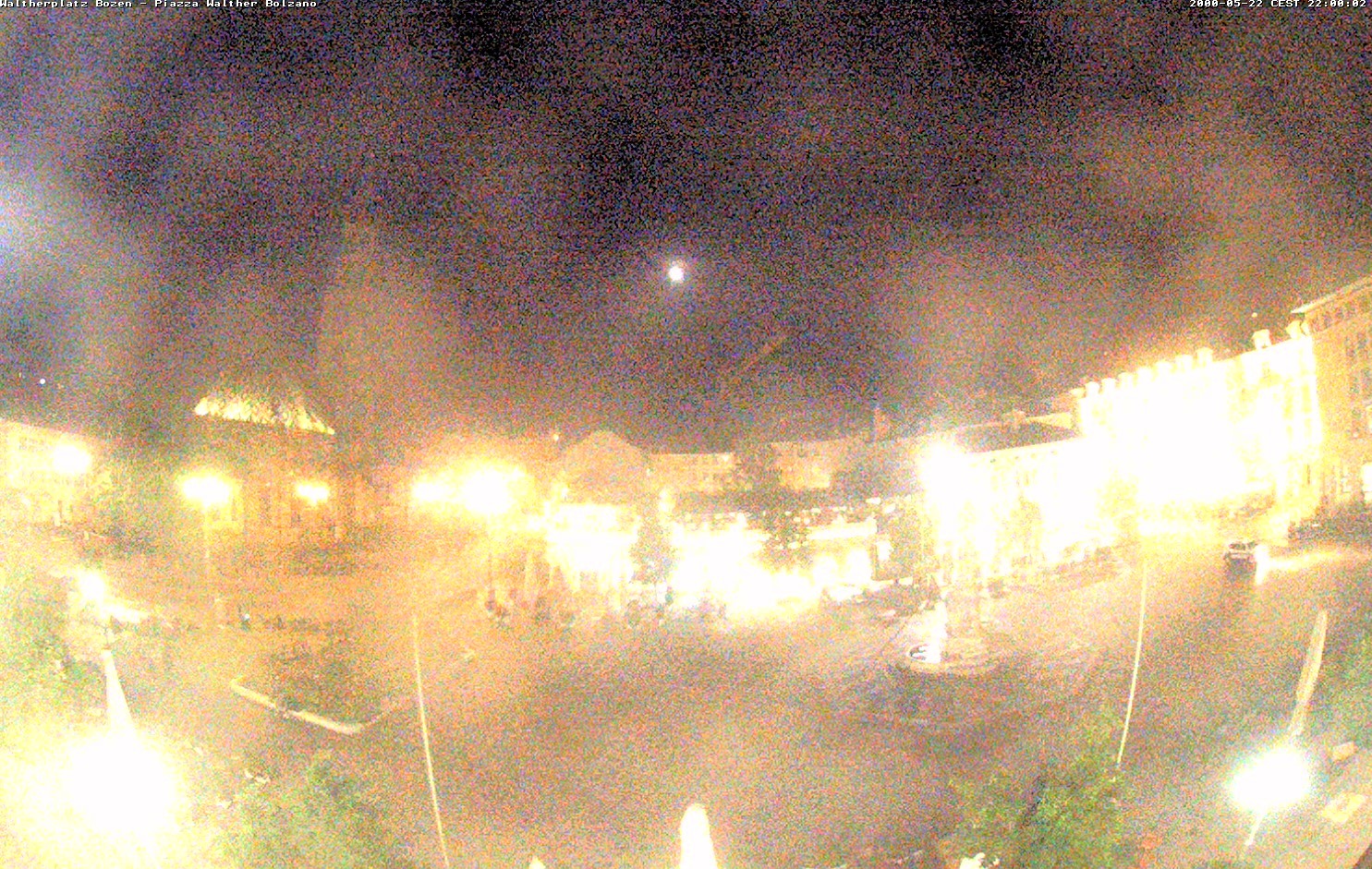 Archiv Foto Webcam Waltherplatz Bozen