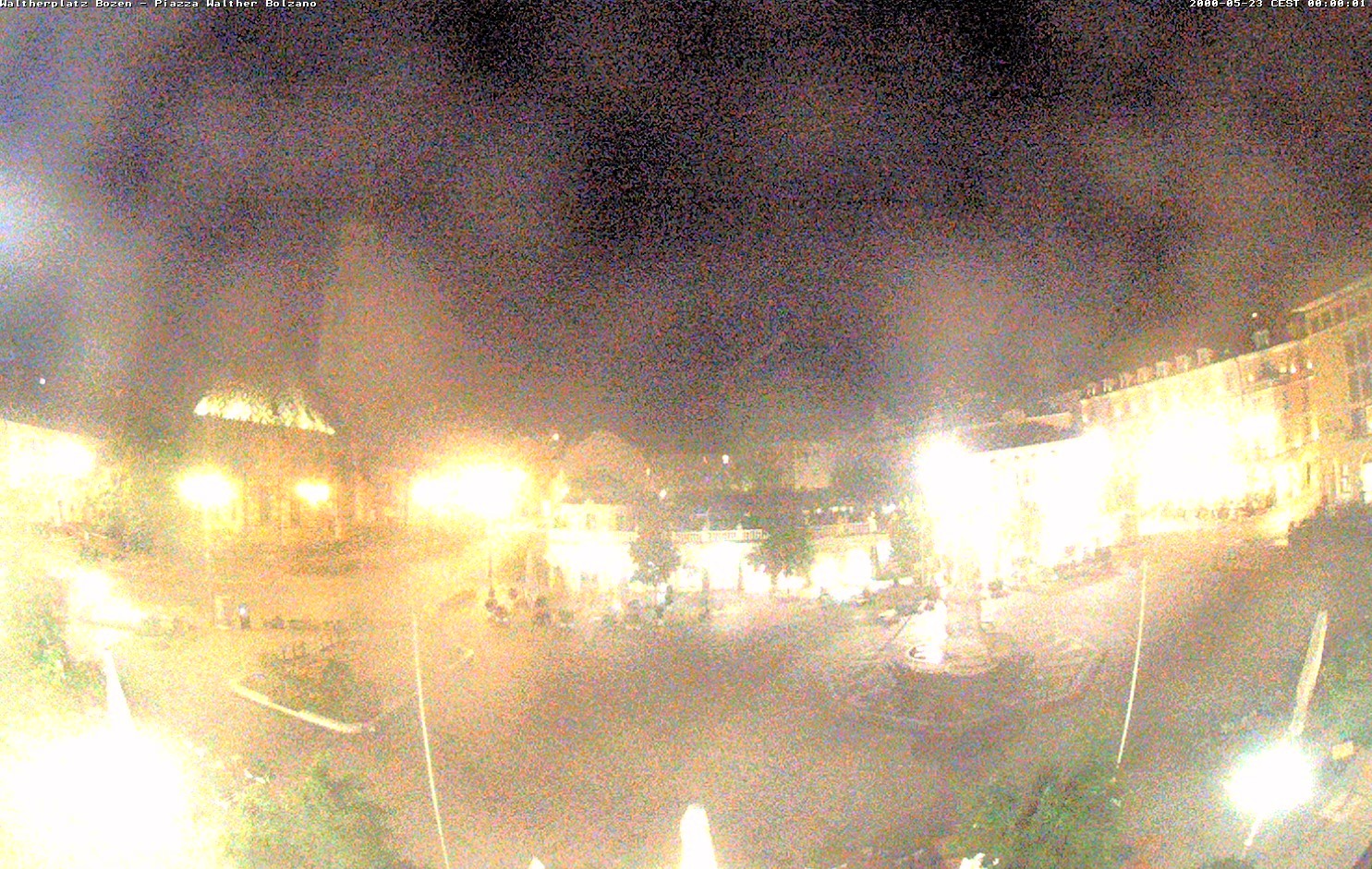 Archiv Foto Webcam Waltherplatz Bozen