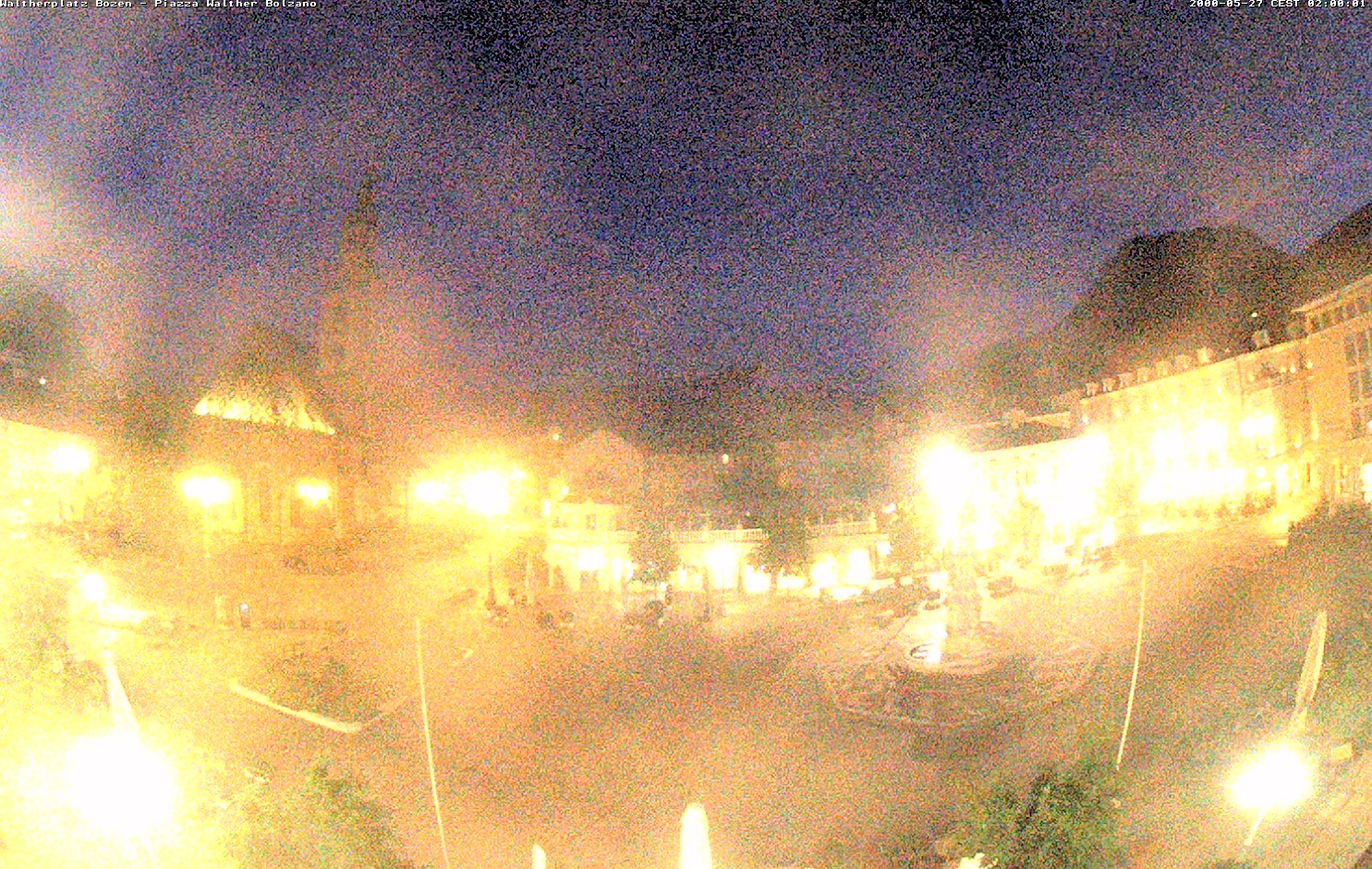 Archived image Bozen: Waltherplatz Webcam