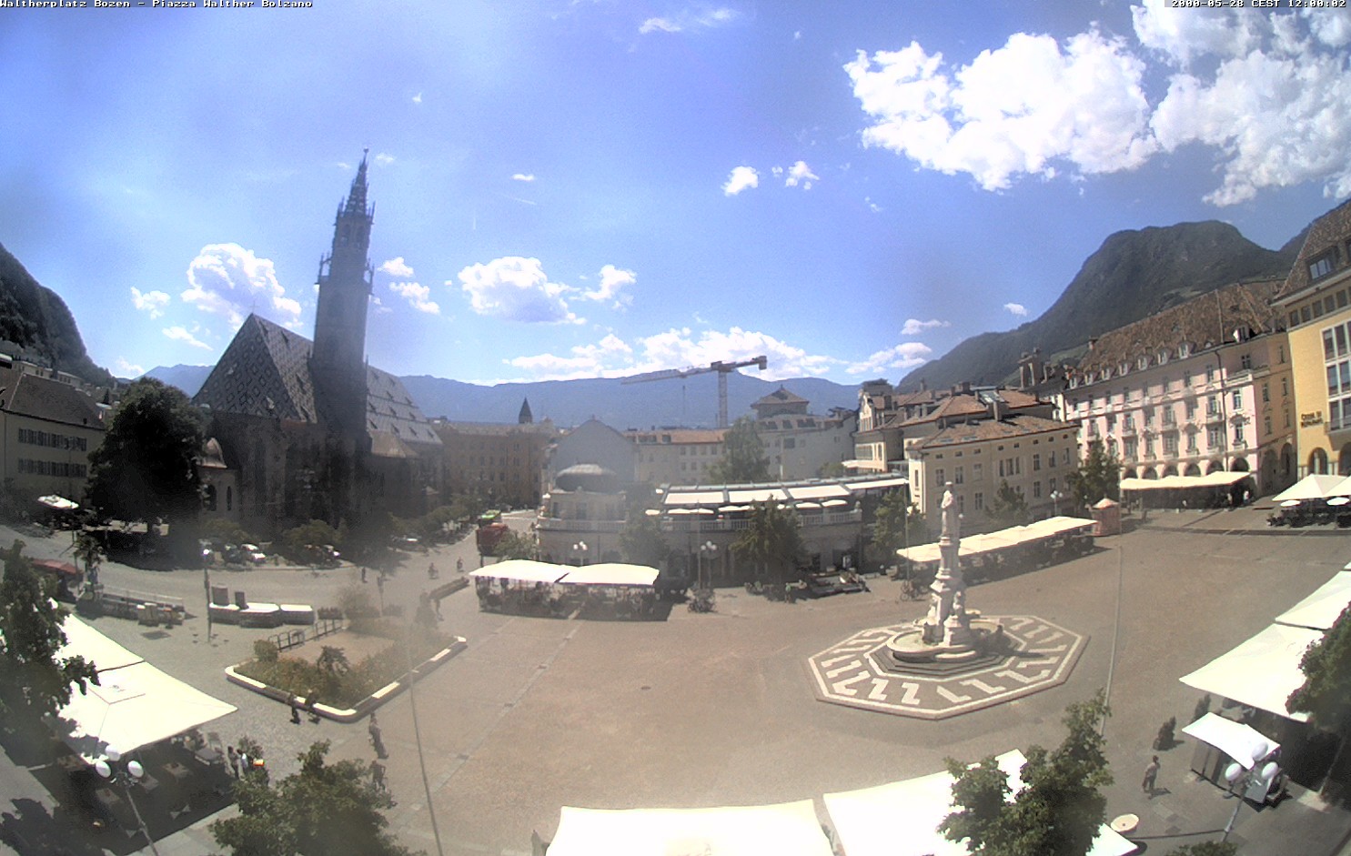 Archiv Foto Webcam Waltherplatz Bozen