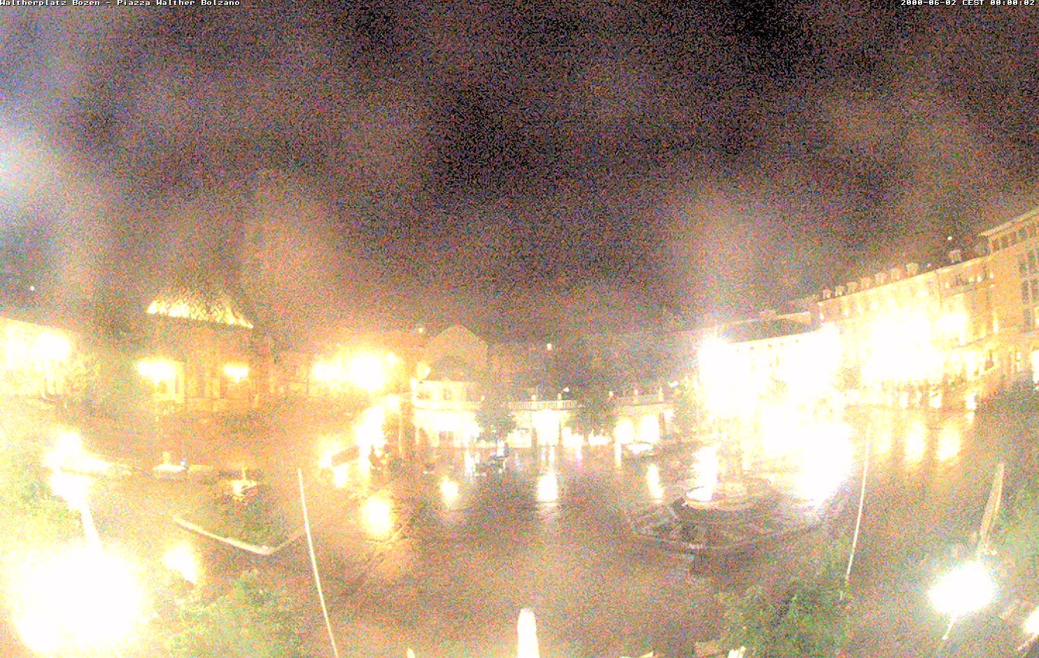 Archived image Bozen: Waltherplatz Webcam