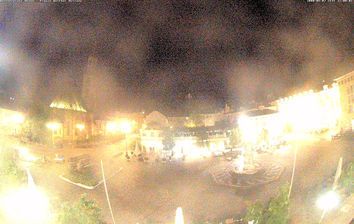 Archiv Foto Webcam Waltherplatz Bozen