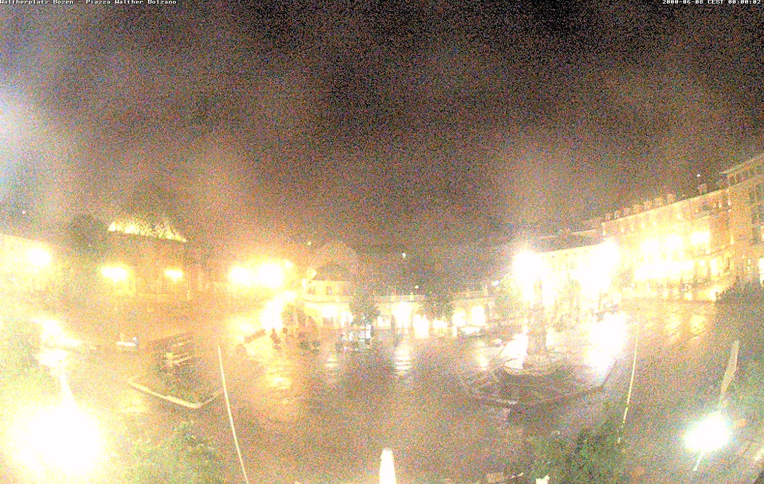 Archiv Foto Webcam Waltherplatz Bozen