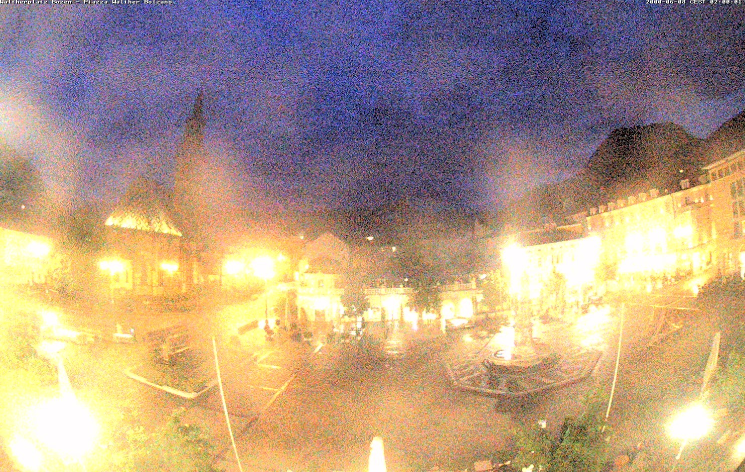 Archiv Foto Webcam Waltherplatz Bozen
