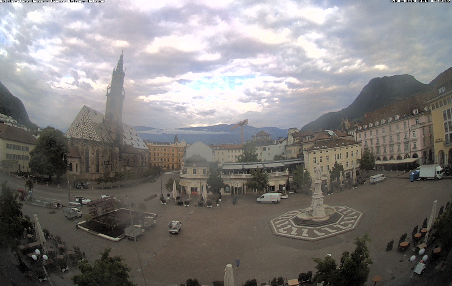 Archiv Foto Webcam Waltherplatz Bozen