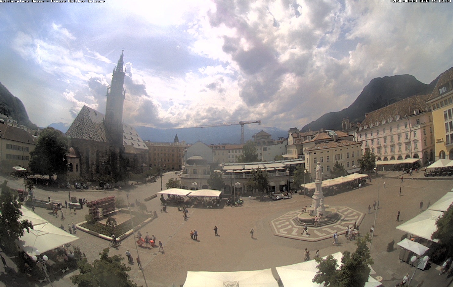 Archiv Foto Webcam Waltherplatz Bozen