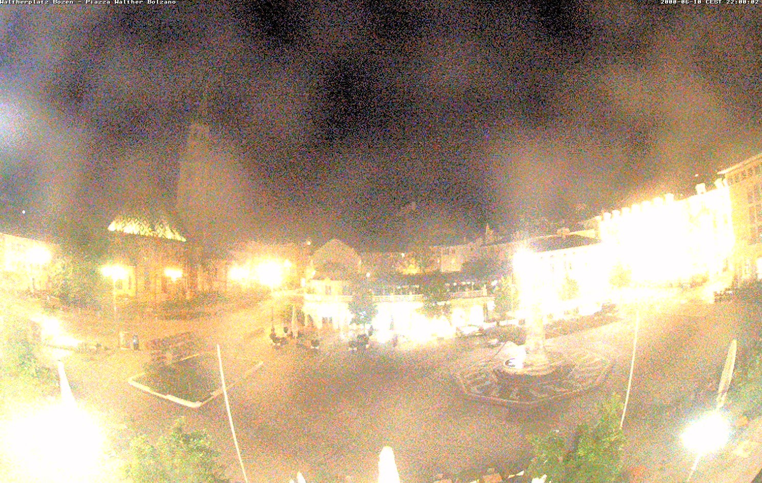 Archiv Foto Webcam Waltherplatz Bozen