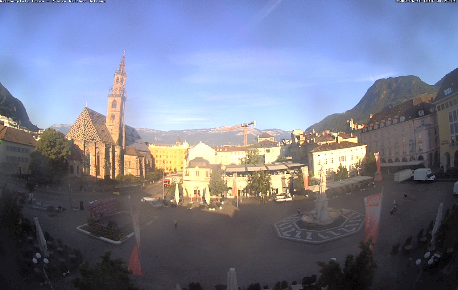 Archived image Bozen: Waltherplatz Webcam