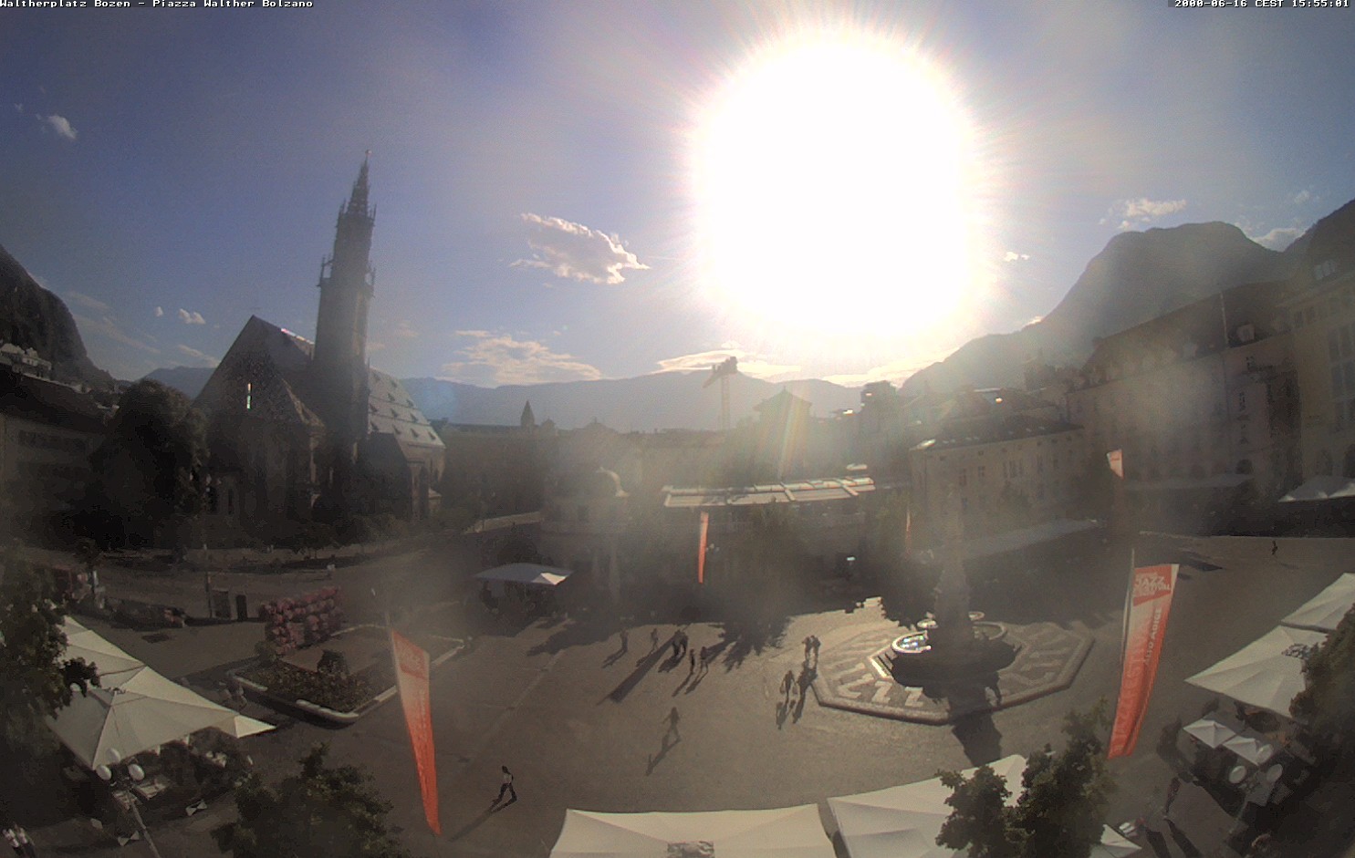 Archiv Foto Webcam Waltherplatz Bozen