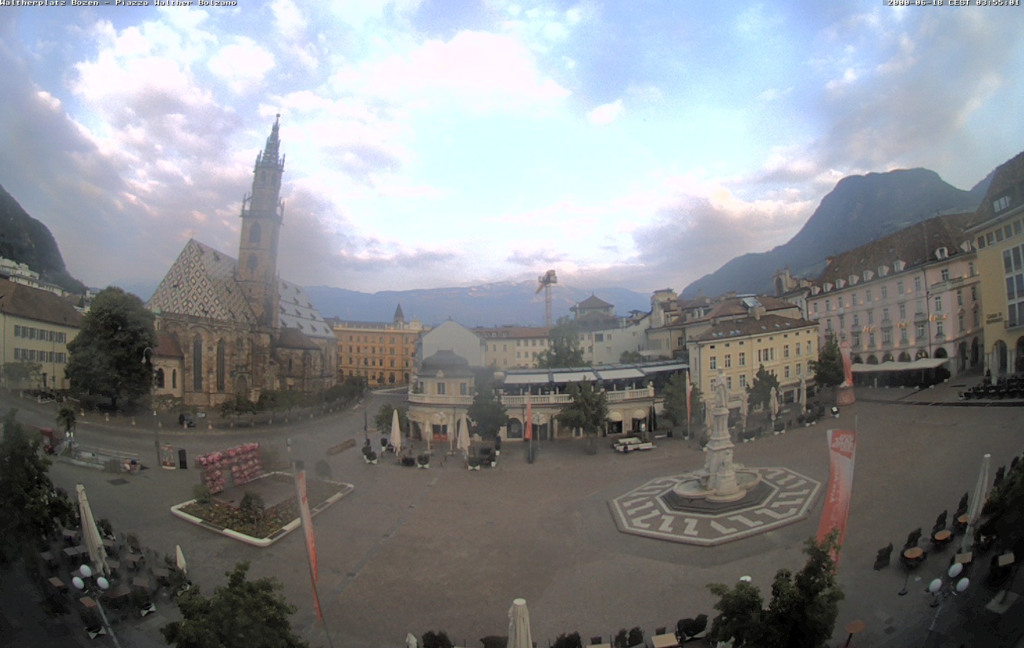 Archiv Foto Webcam Waltherplatz Bozen