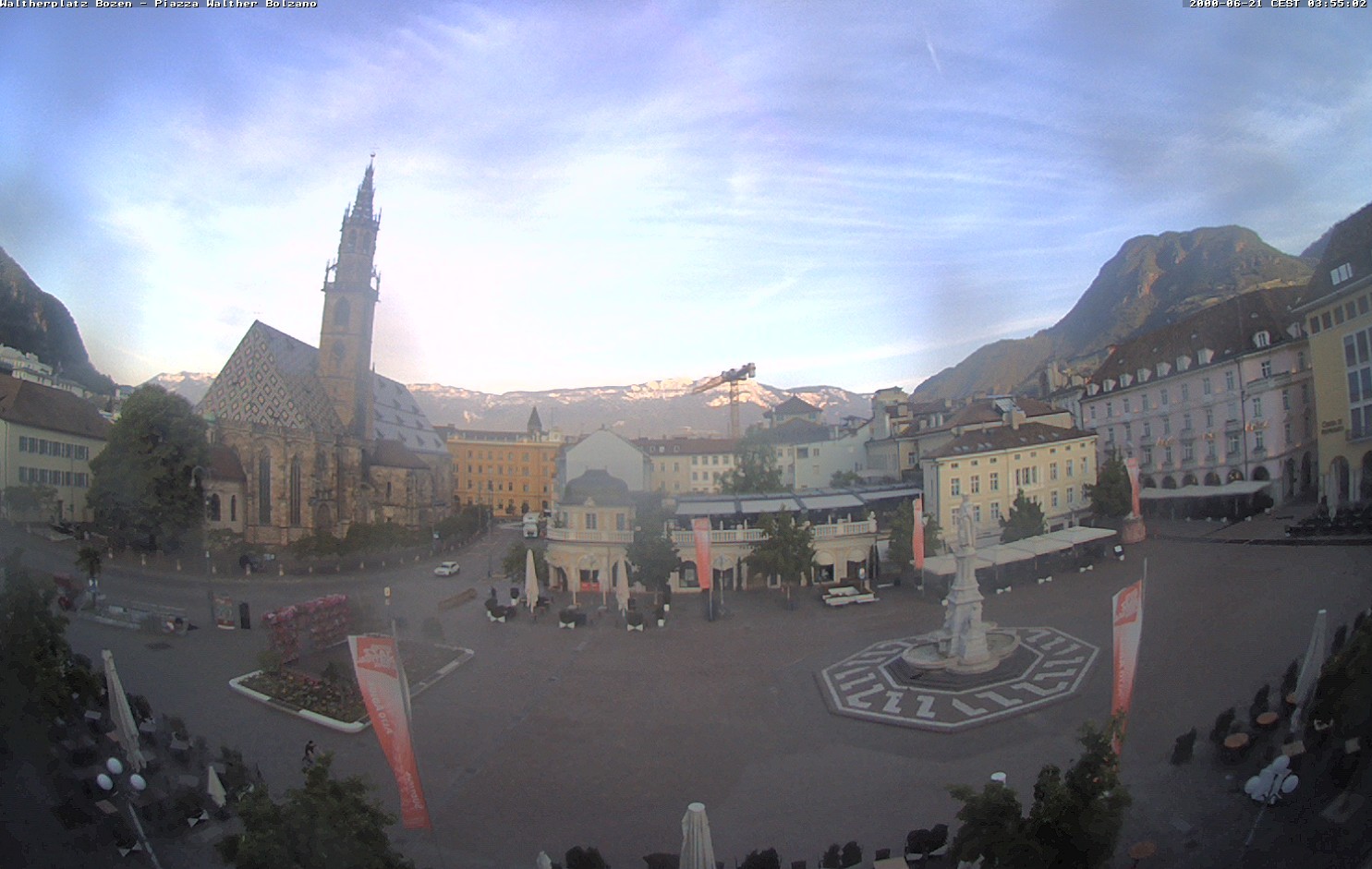 Archiv Foto Webcam Waltherplatz Bozen