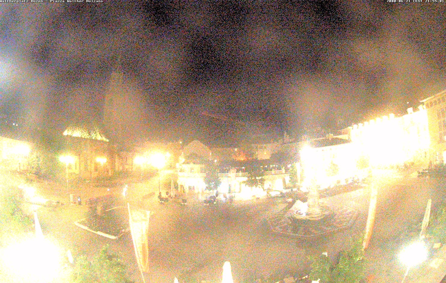 Archived image Bozen: Waltherplatz Webcam