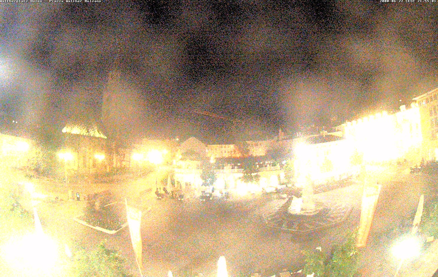 Archived image Bozen: Waltherplatz Webcam
