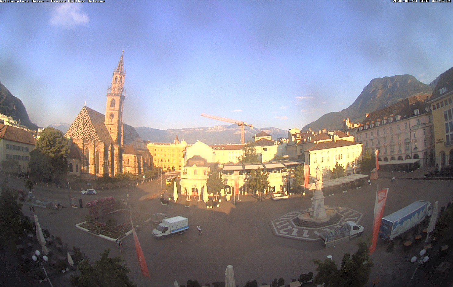 Archiv Foto Webcam Waltherplatz Bozen
