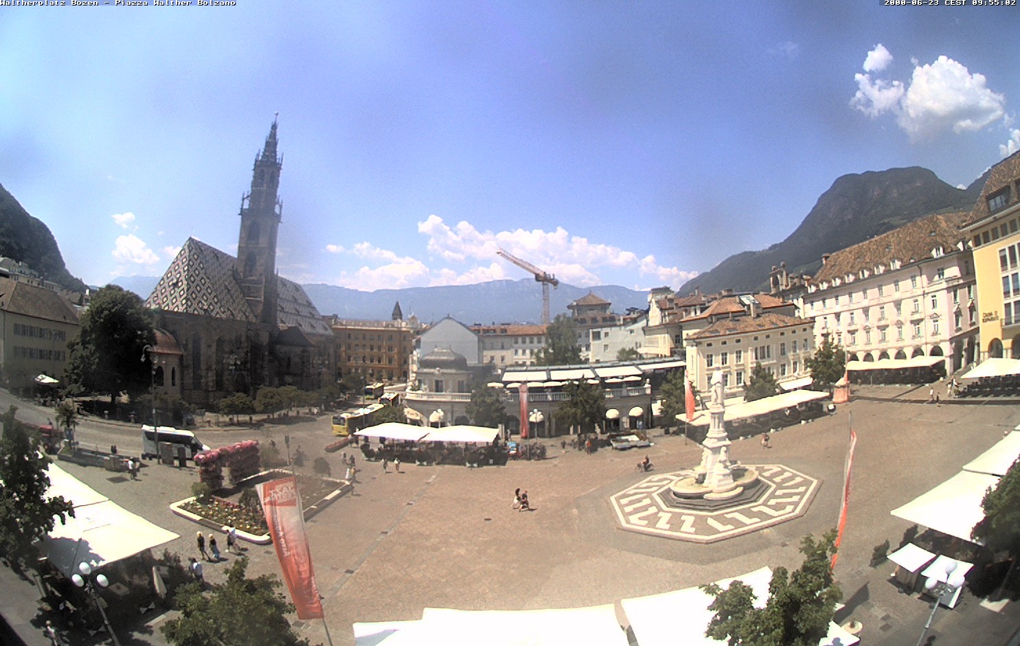 Archiv Foto Webcam Waltherplatz Bozen