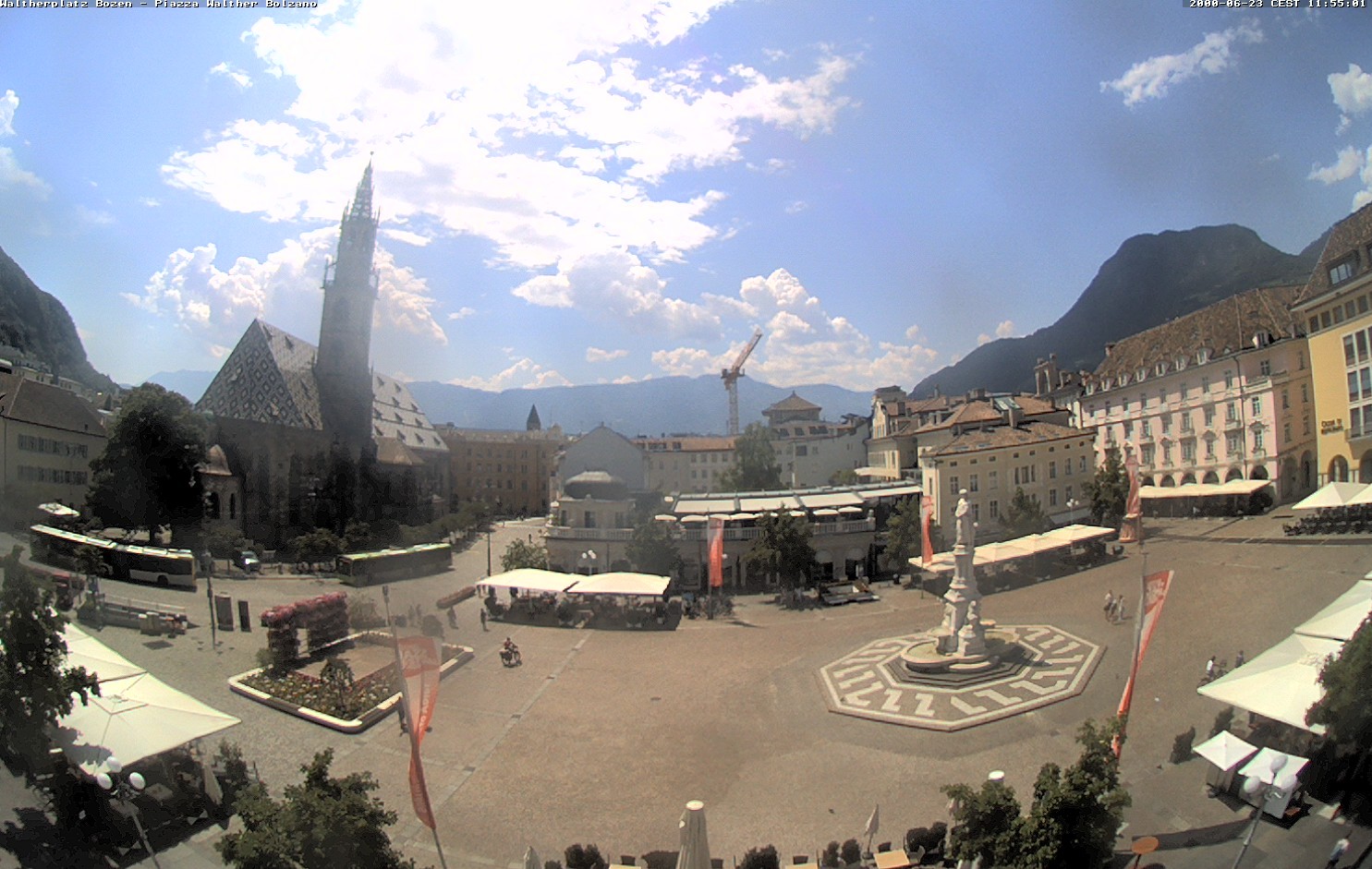 Archiv Foto Webcam Waltherplatz Bozen