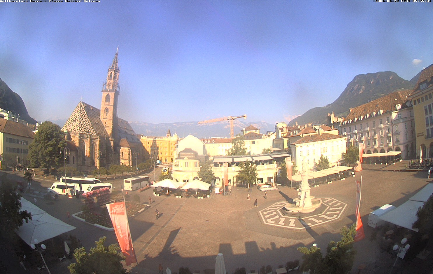 Archiv Foto Webcam Waltherplatz Bozen