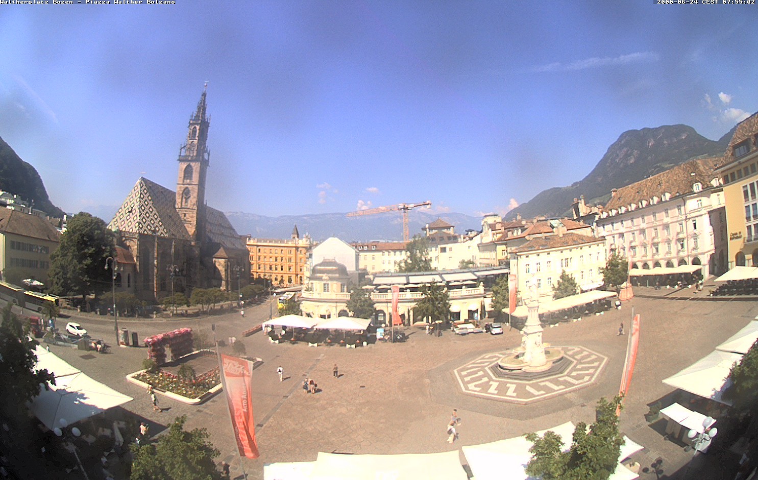 Archiv Foto Webcam Waltherplatz Bozen