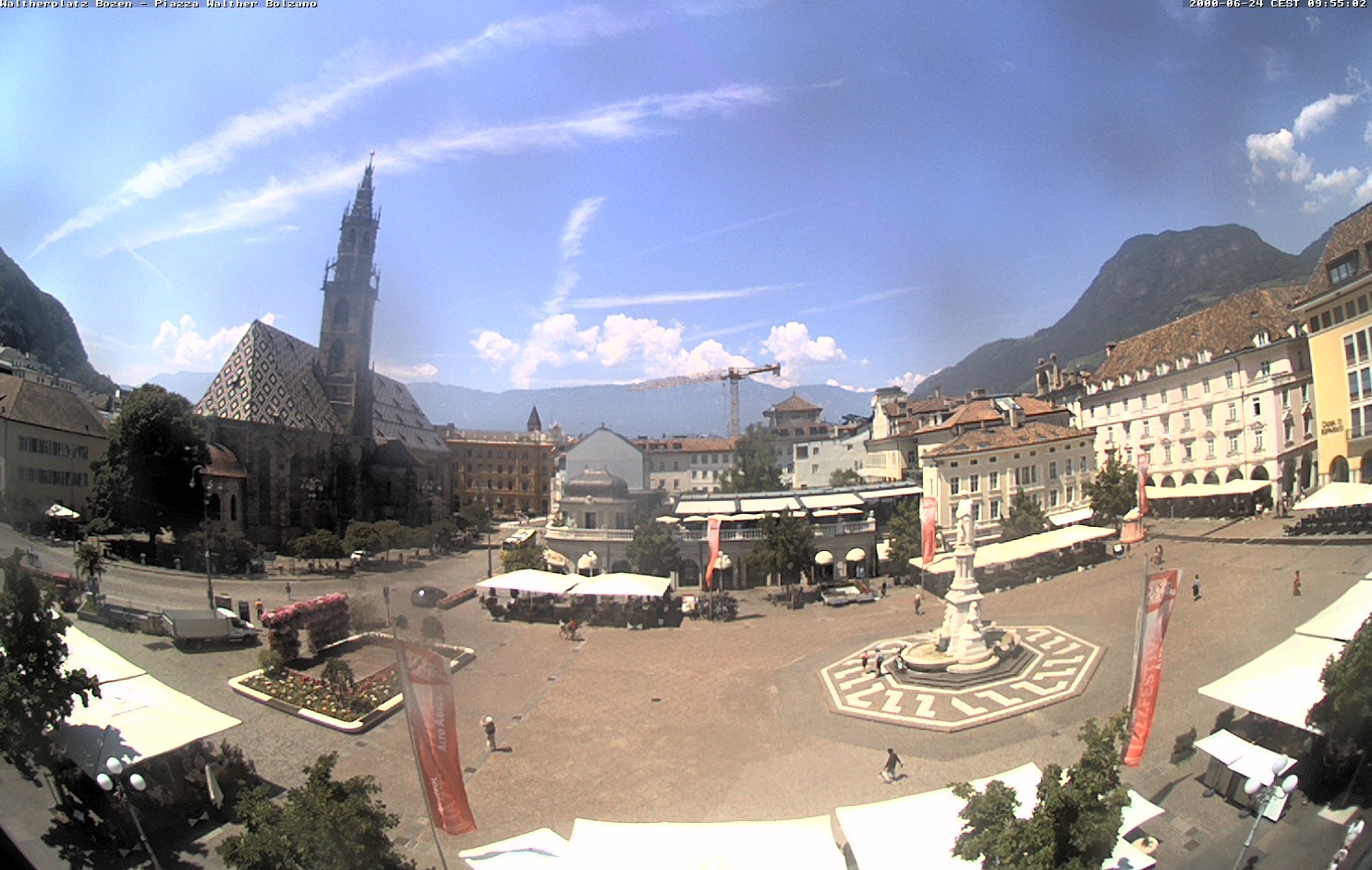 Archiv Foto Webcam Waltherplatz Bozen