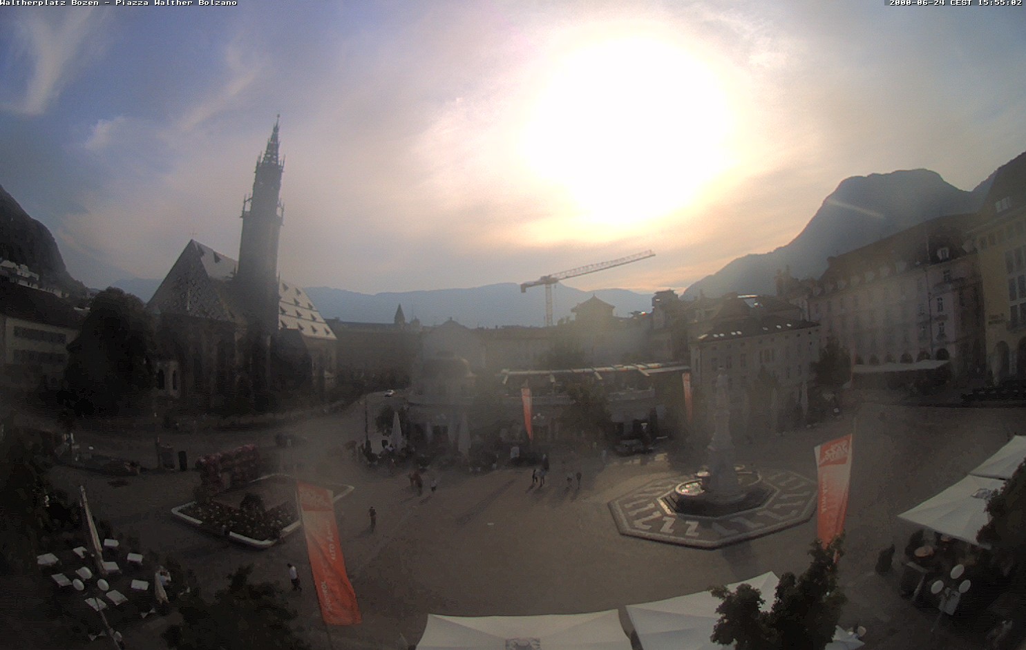 Archiv Foto Webcam Waltherplatz Bozen