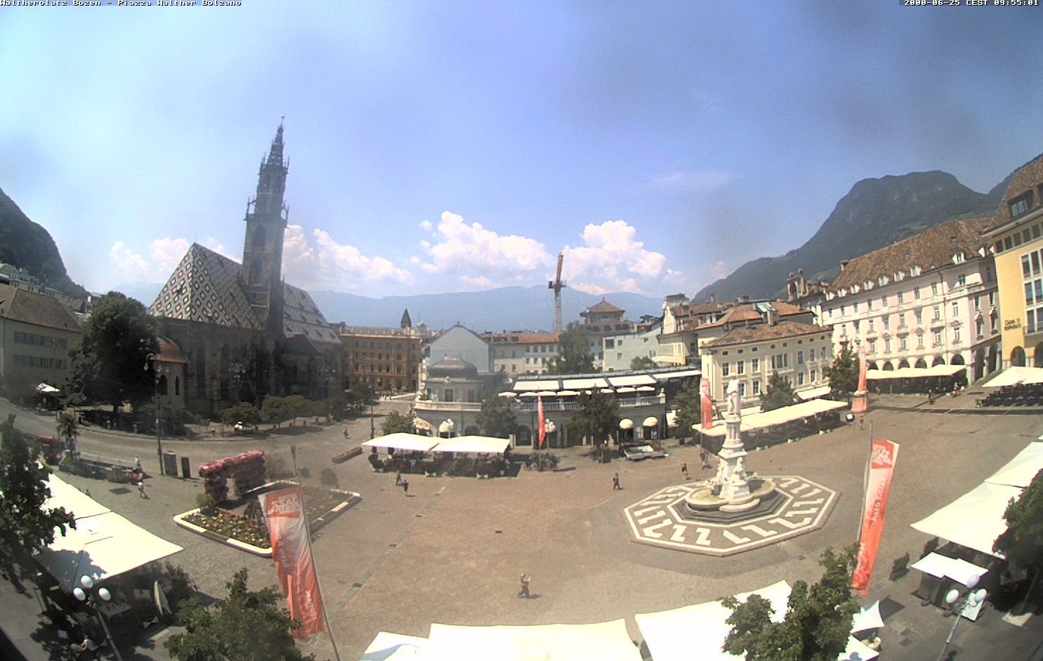 Archived image Bozen: Waltherplatz Webcam