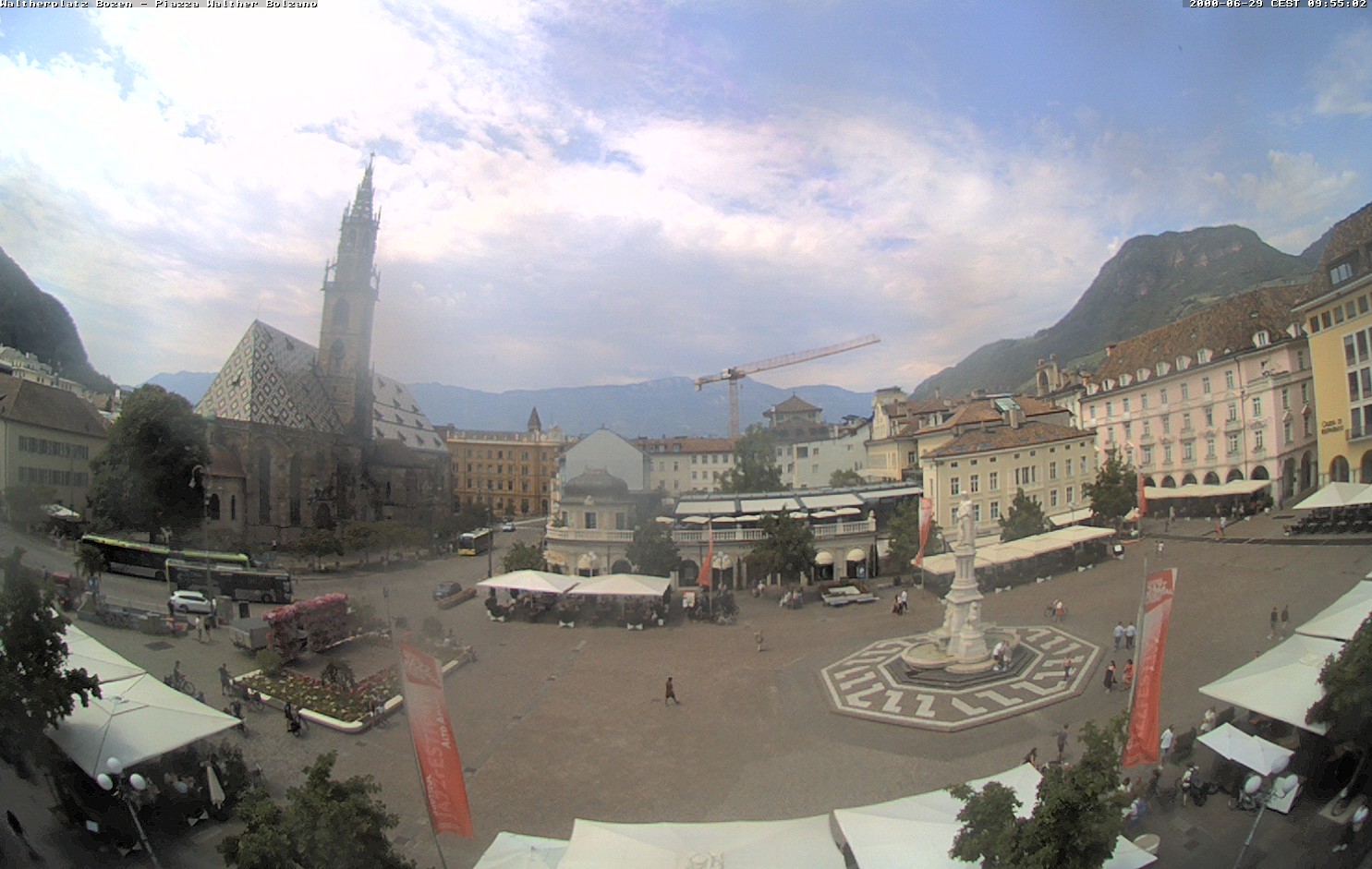 Archiv Foto Webcam Waltherplatz Bozen