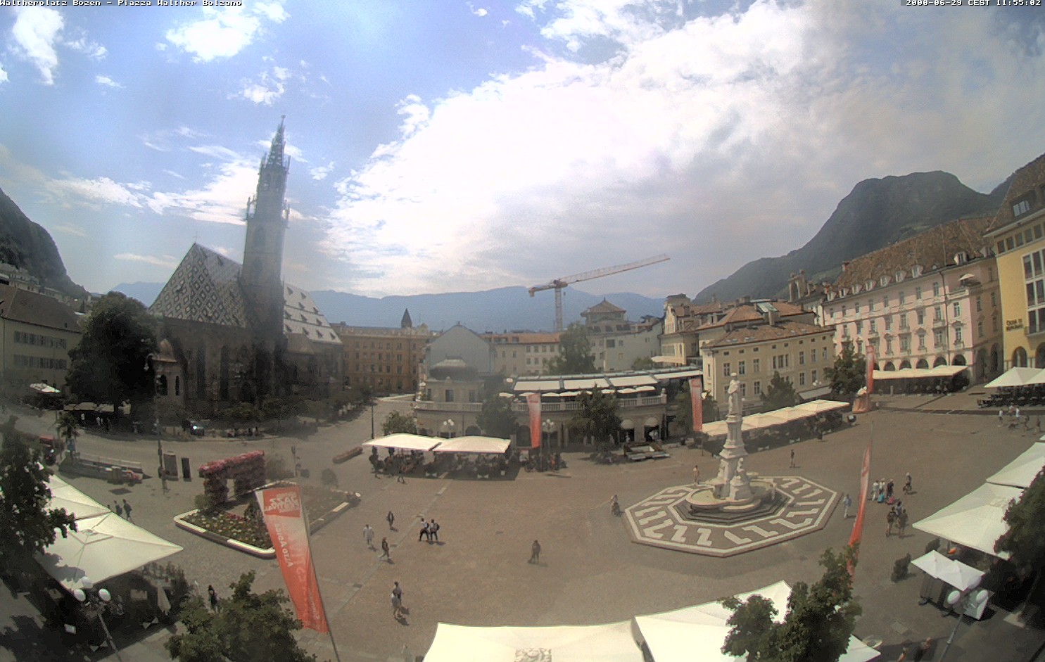 Archiv Foto Webcam Waltherplatz Bozen