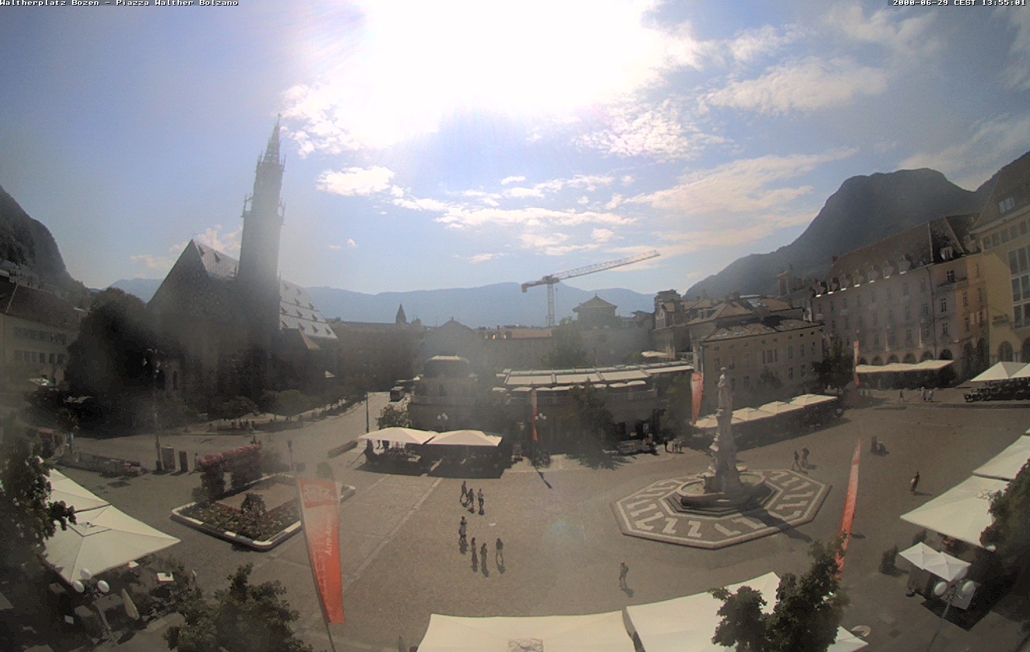 Archiv Foto Webcam Waltherplatz Bozen