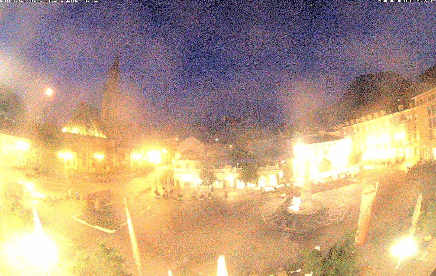 Archived image Bozen: Waltherplatz Webcam