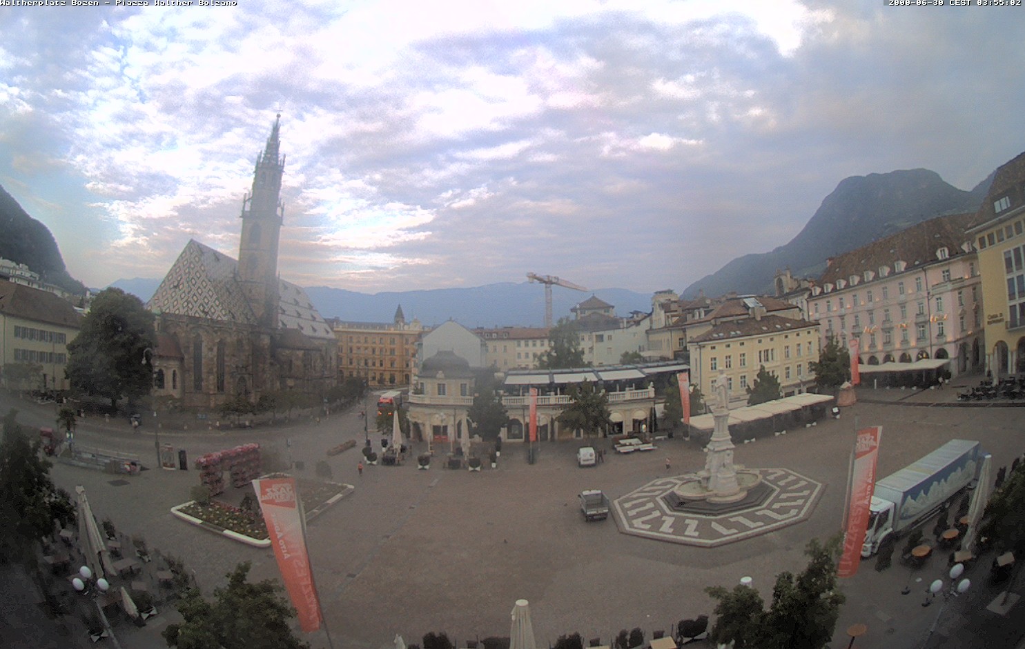 Archived image Bozen: Waltherplatz Webcam