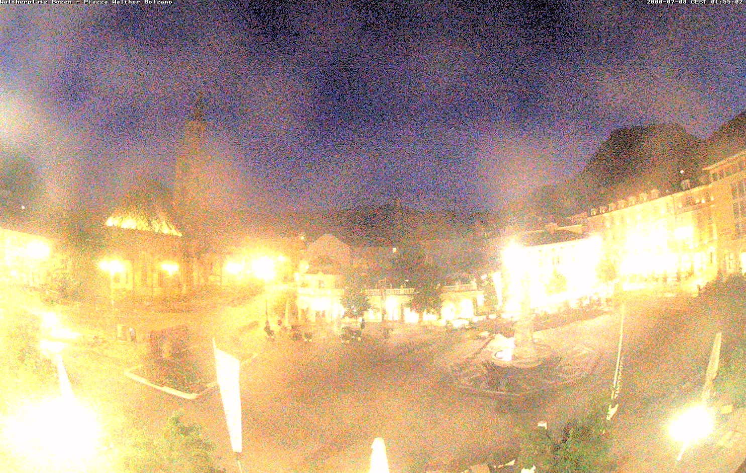 Archiv Foto Webcam Waltherplatz Bozen