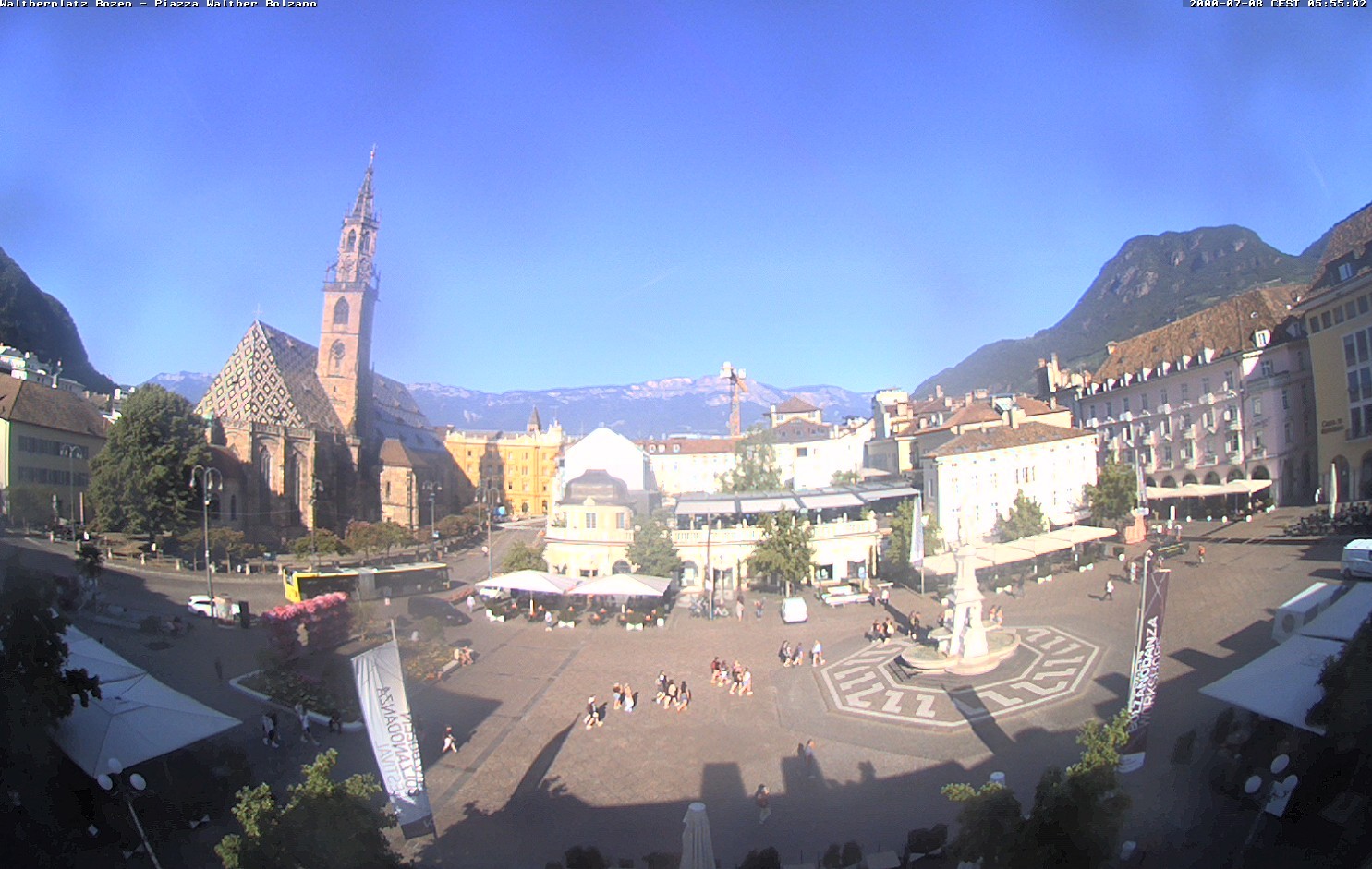Archiv Foto Webcam Waltherplatz Bozen