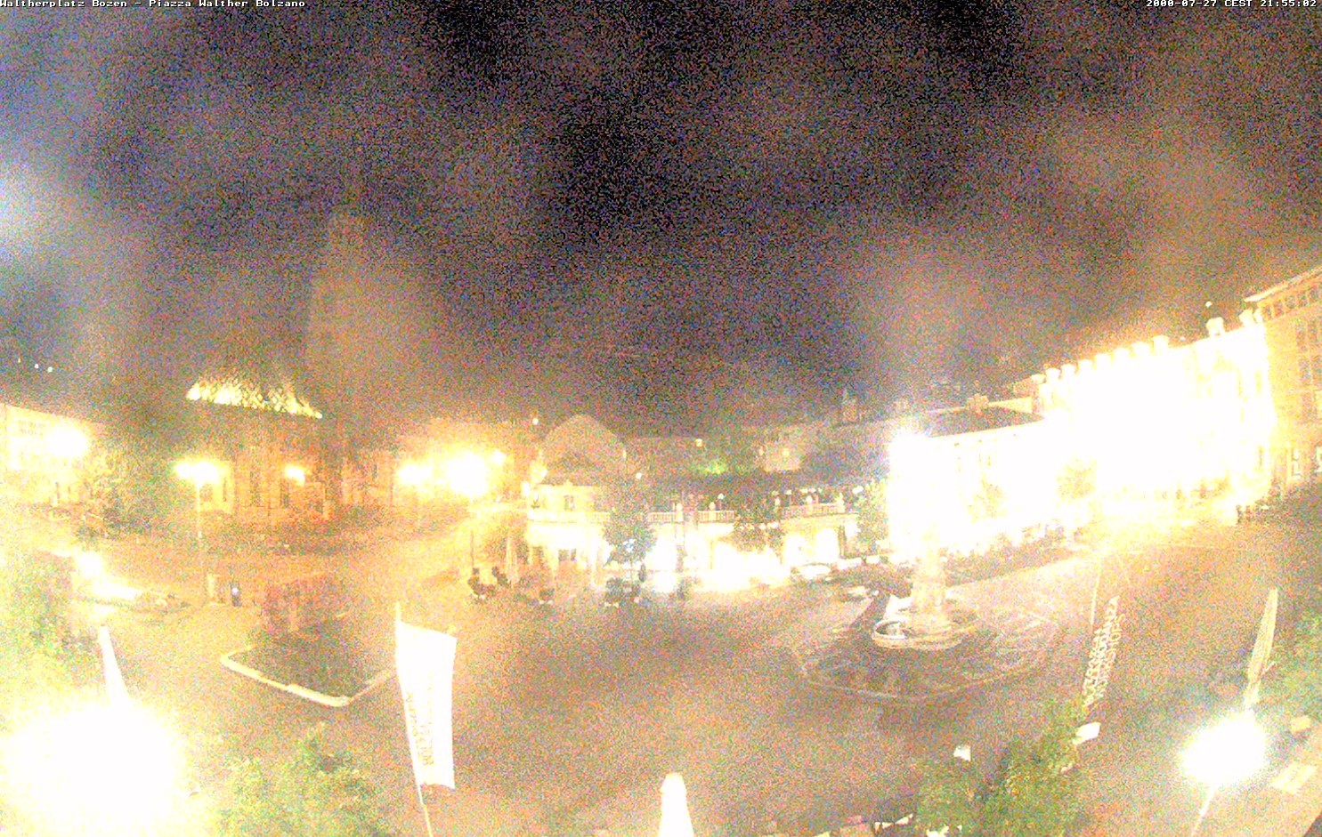 Archiv Foto Webcam Waltherplatz Bozen